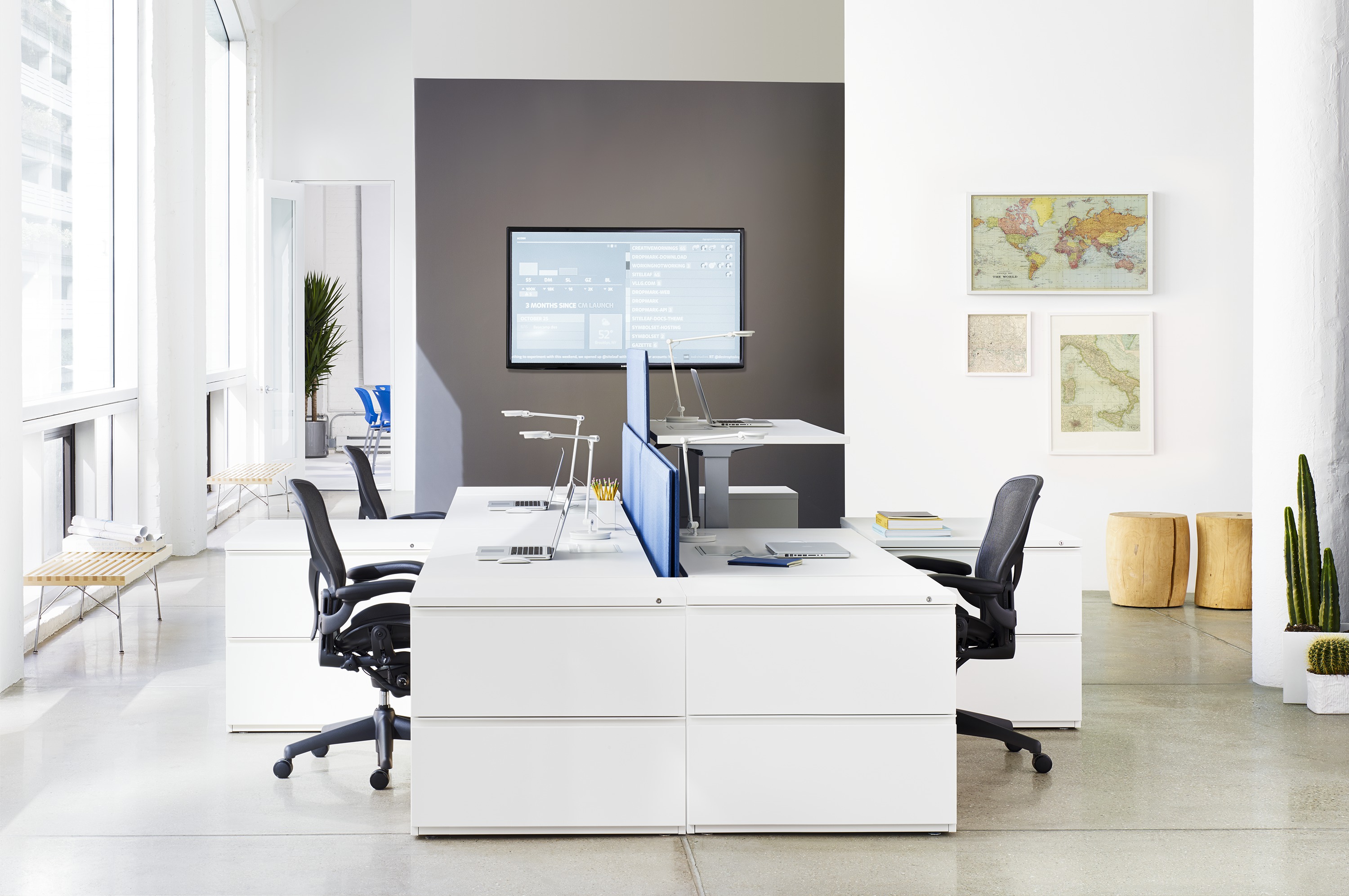 办公台|升降台|办公家具|华体会体育官方在线官网家具|Renew 坐立两用工作台